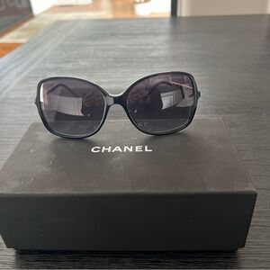 CHANEL Black Sunglasses